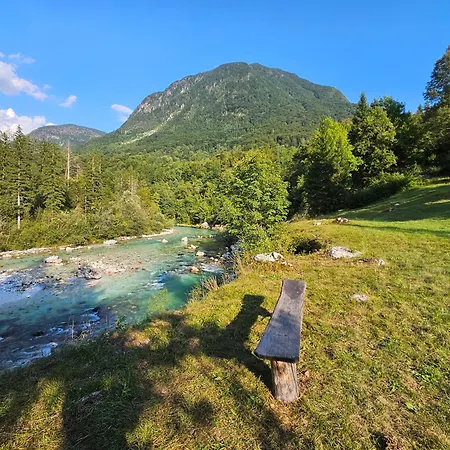 Hisa Ob Soci Tatil Evi Cezsoca